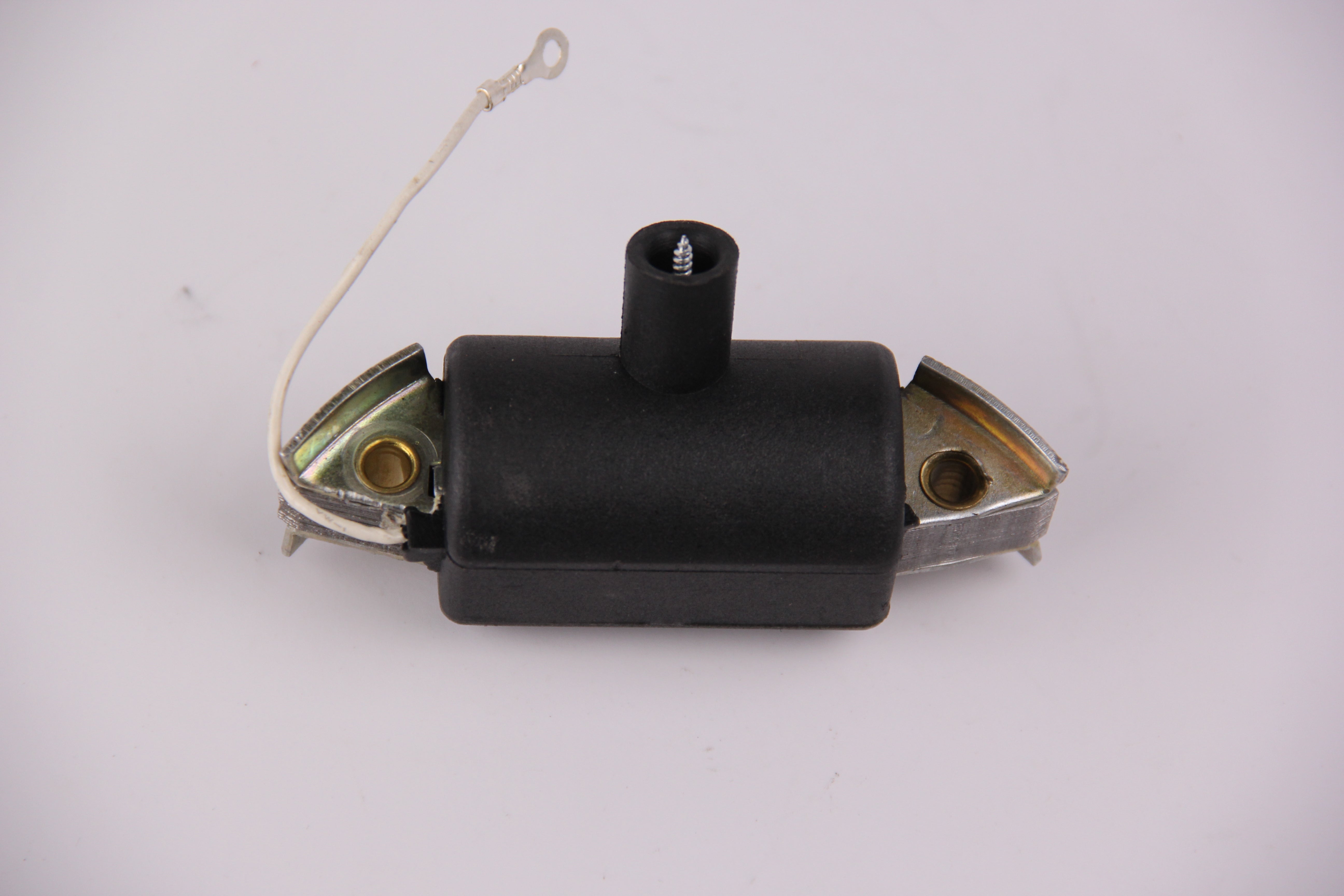 01-143-65 - Yamaha Ext Ignition Coil. Replaces 8DG-82310. 97-01 600/700