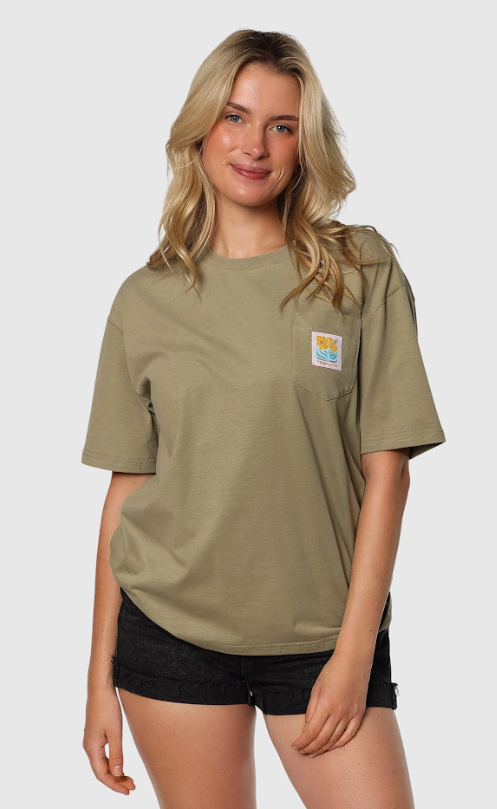 TEAMLTD Women's Pocket Tee