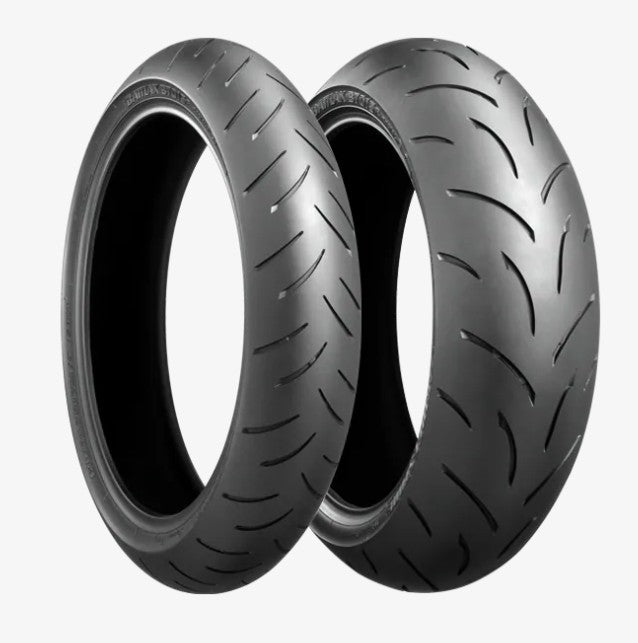Bridgestone Battlax BT-015 Rear Tire