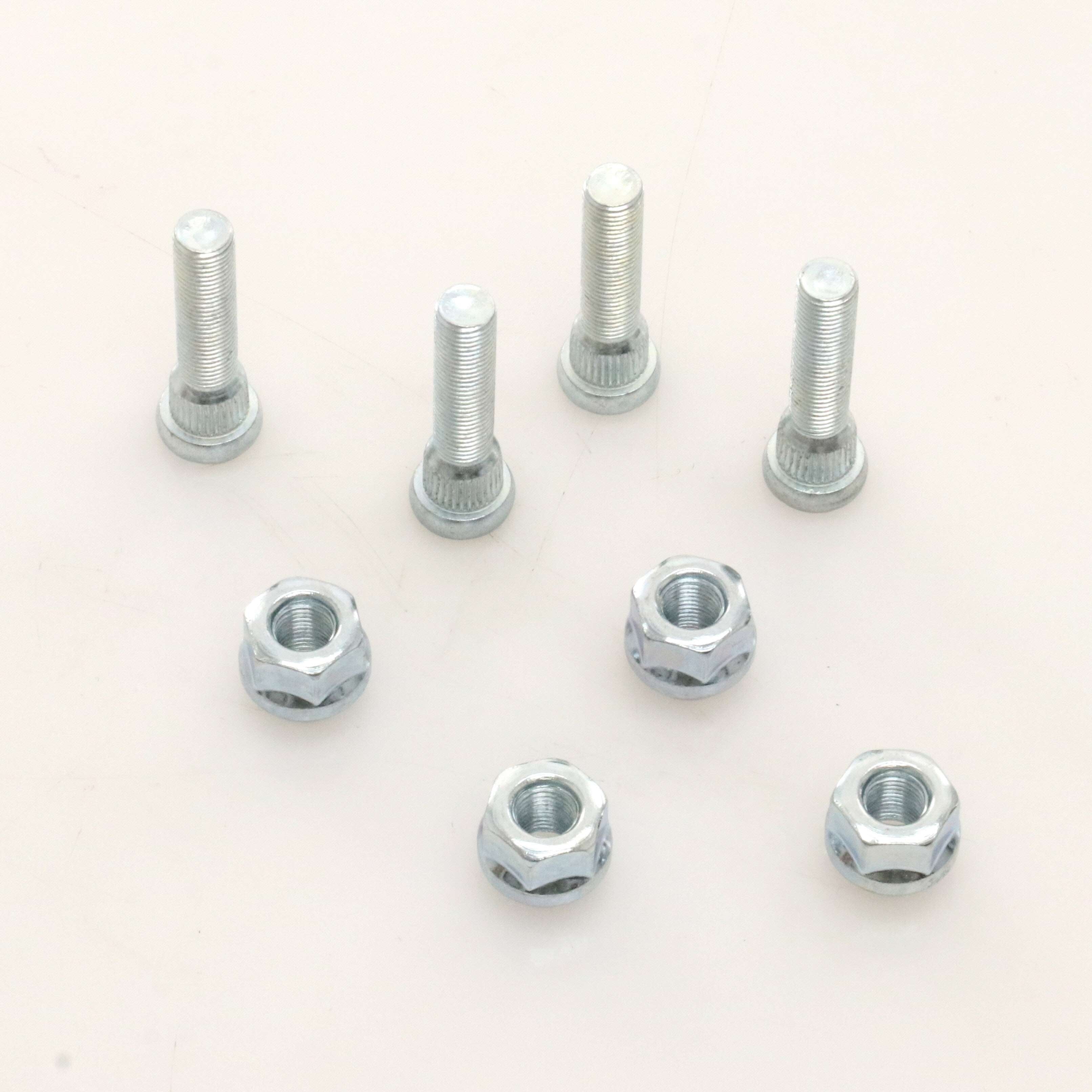 Bronco Replacement Studs for Wheel Spacers, 4pk