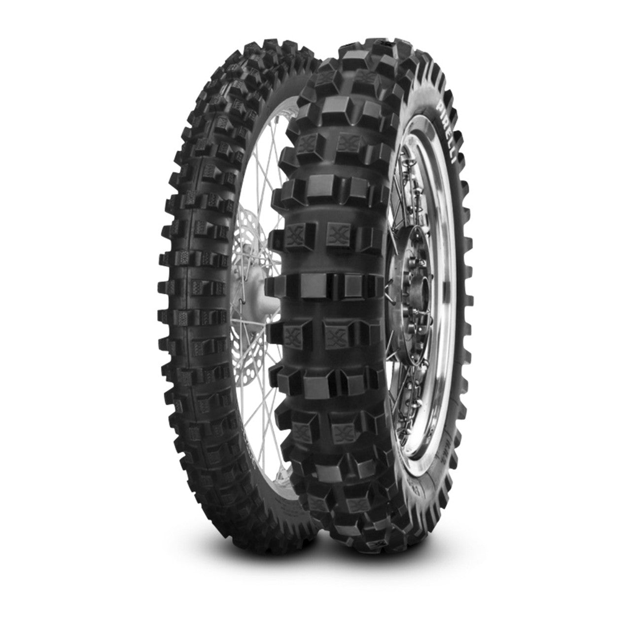 Pirelli MT16 Garacross Tire