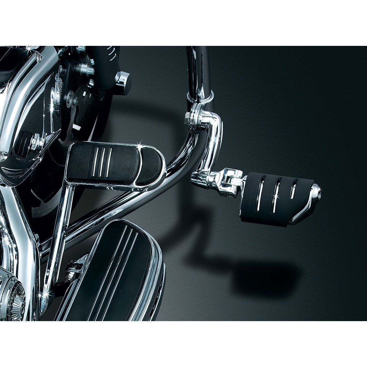 Kuryakyn Longhorn Trident Dually Pegs with 1-1/4" Clamp