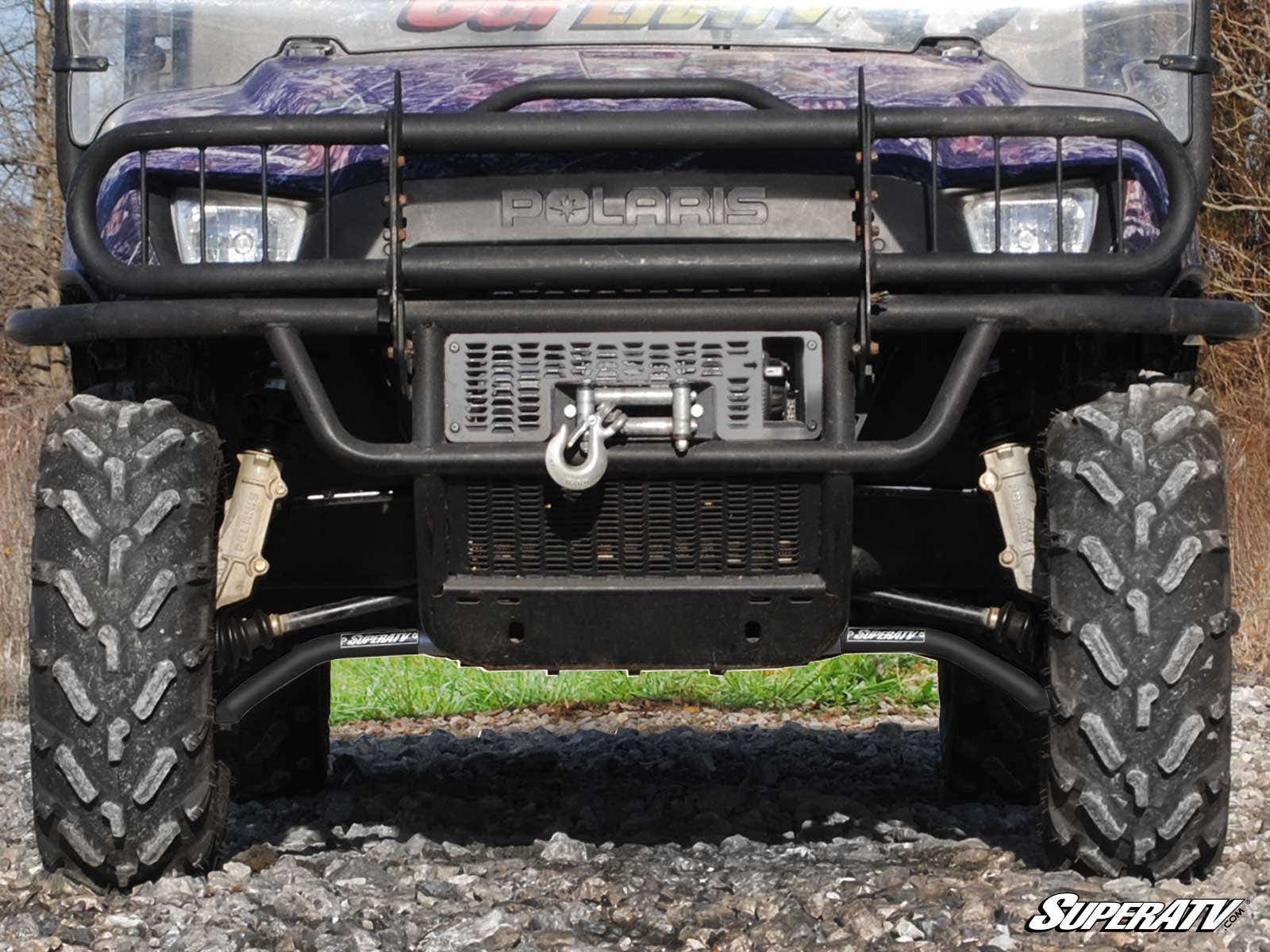 Bras triangulaires tubulaires décalés vers l'avant pour SuperATV Polaris Ranger XP 1000 de 2 pouces